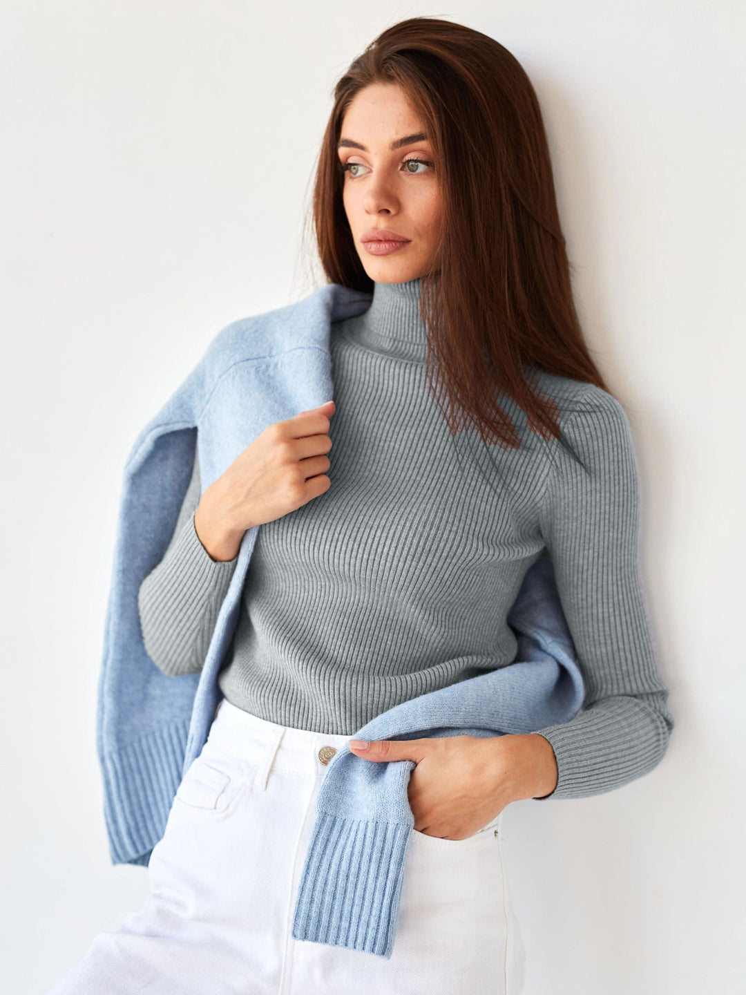 Solene | Pull col roulé classique pour femme
