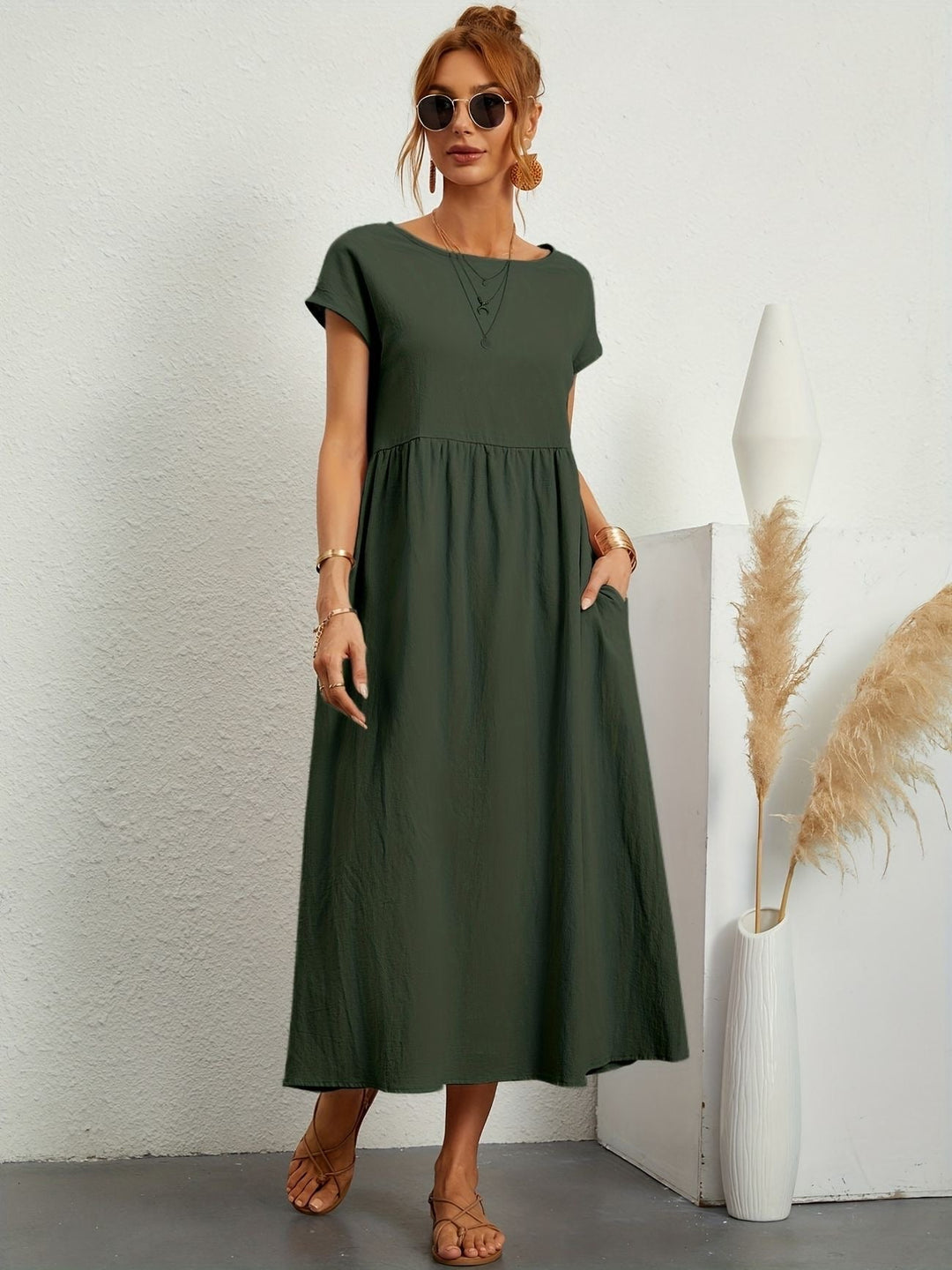 Mirabelle | Robe de loisirs décolletée