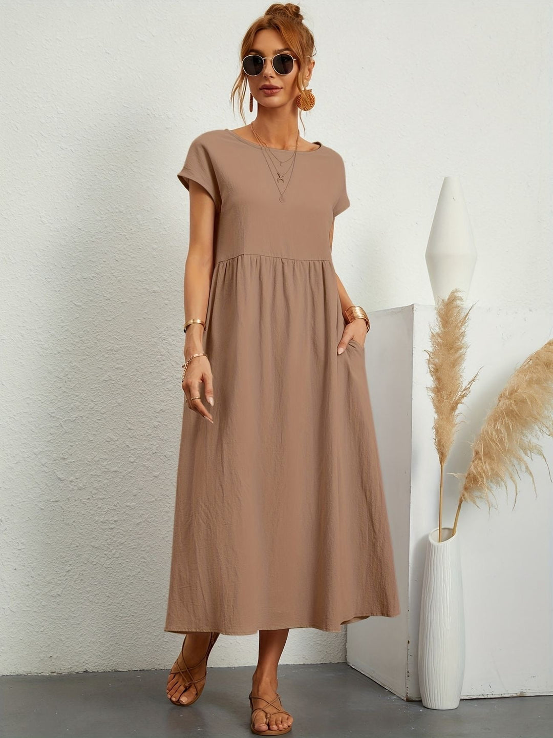 Mirabelle | Robe de loisirs décolletée